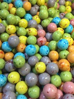 Meyve Aromalı Leblebi Draje